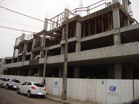 empresarios-sao-detidos-por-crimes-imobiliarios-1 Em Tubarão, a construtora tem o empreendimento Alameda Central, localizado na rua Coronel Cabral