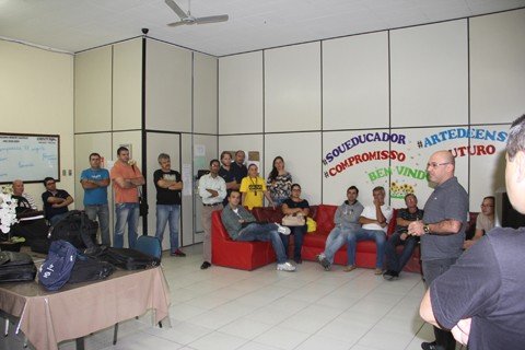 mais-70-professores-aderem-a-greve-1 Professores do Cedup realizaram uma reunião na noite de ontem e resolveram aderir à greve