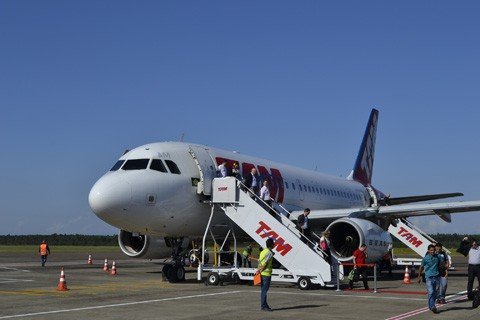 segunda-linha-sera-solicitada-1 Os participantes do voo inaugural retornaram ontem ainda emocionados com a conquista - Foto:Eduardo Zabot/RDL Aeroportos/Divulgação/Notisul