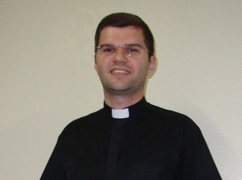 a-igreja-nao-e-carola-1