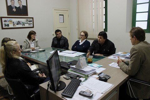 A reunião ocorreu entre os representantes da Sociedade Beneficente Santa Teresinha, de Braço do Norte, e da prefeitura de São Ludgero  -  Foto:Bertoldo Weber/Prefeitura de São Ludgero/Divulgação/Notisul