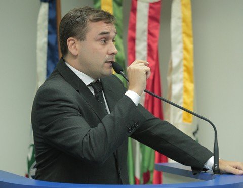 O suplente de vereador João Marcelo deverá buscar mais parcerias  para que o projeto seja aceito   -  