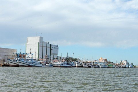 dragagem-do-canal-da-barra-e-discutida-1