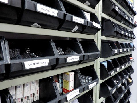 lista-de-medicamentos-esta-disponivel-1 A Farmácia Central realiza mais de mil atendimentos ao dia - Foto:Daniela Goulart/Prefeitura de Tubarão/Divulgação/Notisul