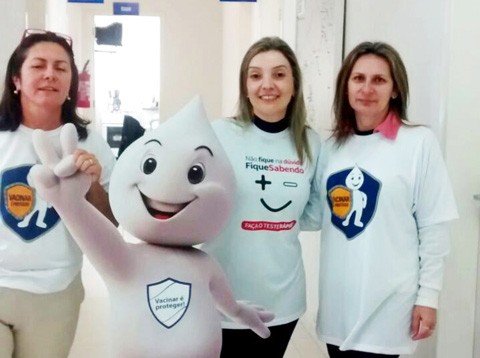 mais-de-17-mil-pessoas-sao-imunizadas-1 No Dia D da campanha, as equipes de saúde realizaram quase 500 atendimentos - Foto:Prefeitura de Tubarão/PMT/Divulgação/Notisul