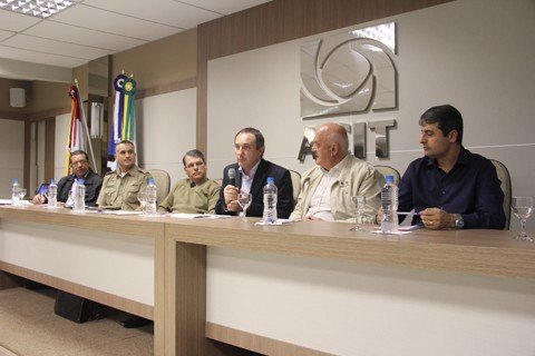 processo-esta-em-nova-fase-1 Durante a explanação na Acit foram destacados os critérios para a escolha dos novos pontos de implantação - Foto:Silvana Lucas/Notisul
