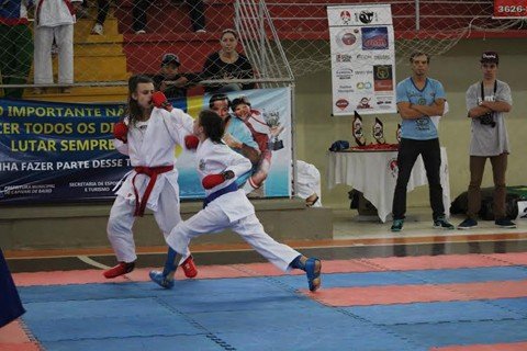 competicao-reune-200-atletas-1 Representantes de nove cidades de Santa Catarina estiveram na disputa - Foto:Divulgação/Notisul