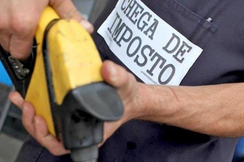 gasolina-sera-vendida-a-r-209-1 Dois mil litros de gasolina serão comercializados sem imposto em Braço do Norte - Foto:Divulgação/Notisul