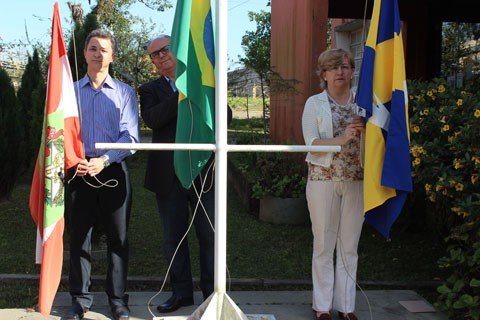 homenagens-a-patria-marcam-a-semana-1 Em Capivari de Baixo, a Semana da Pátria teve início ontem - Foto:Álvaro Dalmagro/Prefeitura de Capivari de Baixo/Divulgação/Notisul