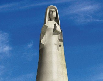 processo-licitatorio-inicia-com-seis-empresas-1 A estátua de mais de 45 metros de altura será construída no alto do Morro do Mirim - Foto:Divulgação/Notisul