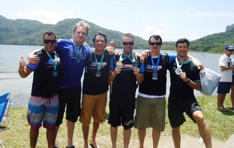atletas-da-regiao-sao-destaques-em-prova-1 Nadadores conquistam 1º, 2º e 3º no Rei e Rainha do Mar - Foto:Divulgação/Notisul