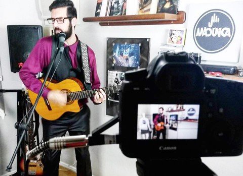 musica-em-homenagem-a-cidade-sera-divulgada-hoje-1 O projeto surgiu quando Murilo deixou a cidade para expandir seus conhecimentos musicais em São Paulo - Foto:Divulgação/Notisul