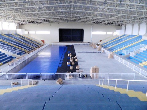 A empresa responsável pelas obras instalou o piso padrão para as competições oficiais  -  Foto:Divulgação/Notisul