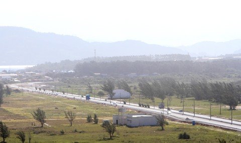 pistas-estao-100-asfaltadas-1 A via é uma das principais de Laguna, liga a BR-101 via SC-436 às praias e dá acesso ao Centro Histórico - Foto:Marco Bocão/Prefeitura de Laguna/Divulgação/Notisul