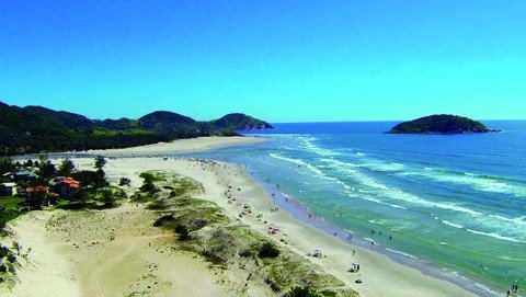 competicao-reune-campeoes-mundiais-1 A Barra de Ibiraquera é uma das melhores praias do mundo para os esportes de aventura e vela - Foto:Cláudio Lima/Divulgação/Notisul