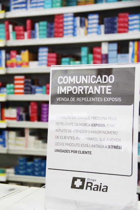 Mesmo com a restrição de venda na quantidade dos repelentes, os produtos acabaram. - Foto: Letícia Matos/Notisul.