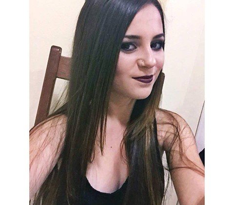 familia-organiza-passeata-para-pedir-justica-1 Mariana Matei foi assassinada, aos 15 anos, no dia 30 de janeiro, no bairro Congonhas, em Tubarão. Foto: Arquivo de família/Divulgação/Notisul.