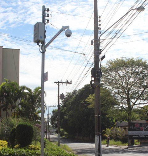 Um dos equipamentos está instalado na Avenida das Nações, no bairro Santo André  - Foto: Prefeitura de Capivari de Baixo/Divulgação/Notisul