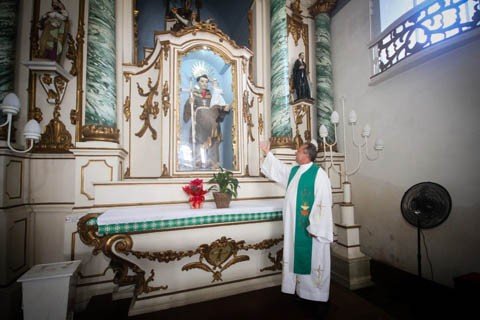 programacao-comeca-a-ser-planejada-1 O pároco Lenoir Steiner Becker destaca que a festa completará a mesma idade do município, fundado com o nome do santo - Foto:Prefeitura de Laguna/Divulgação/Notisul