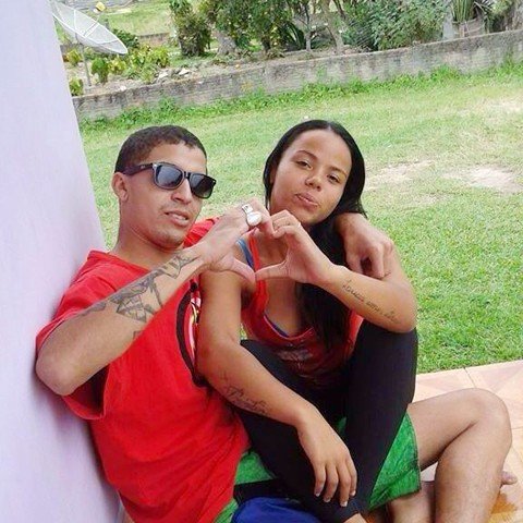 casal-e-atingido-por-varios-tiros-1 Jadna e Jhonatan eram companheiros e ela esperava um filho dele. - Foto: Divulgação/Notisul.