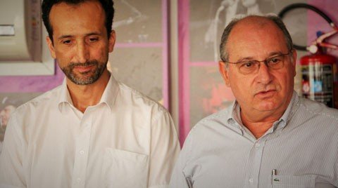 reflexos-da-crise-politica-sao-destaque-1 O presidente do Sindilojas da Cidade Azul, Harrison Marcon (E), alertou para os reflexos da crise que impactam negativamente no setor do comércio - Foto:Fecomércio SC/Divulgação/Notisul
