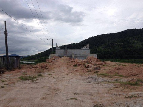 Há sete meses as obras foram paralisadas  -  Foto:Filipe Silva/Divulgação/Notisul