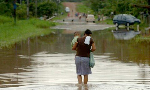 em-dois-meses-sete-casos-sao-registrados-1 A transmissão ocorre, principalmente em situações de chuvas fortes, quando a urina de ratos, presente em esgotos e bueiros, mistura-se à enxurrada - Foto:Divulgação/Notisul