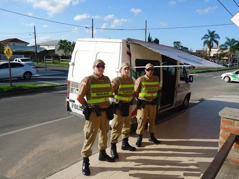mais-de-mil-servidores-serao-contratados-1 Um dos principais problemas na região é a falta de efetivo, conforme o coronel Livramento - Foto:5º Batalhão de Polícia Militar/Divulgação/Notisul