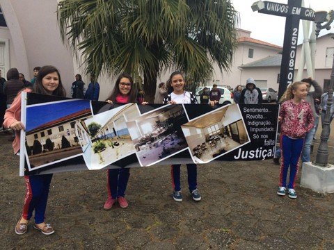 Após quase quatro anos interditada, a unidade de ensino ainda não tem data para ser inaugurada  -  Foto:Divulgação/Notisul