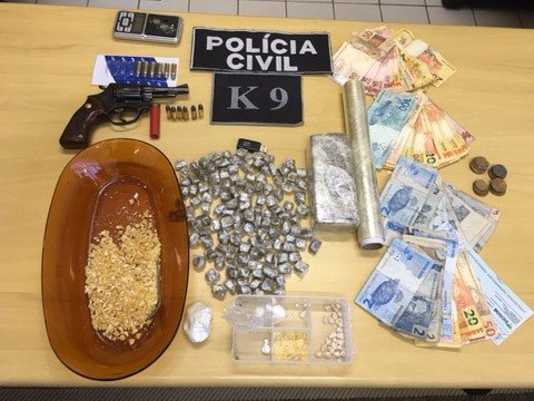Drogas e armas são apreendidas em operação conjunta