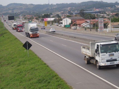 Mortes diminuem em rodovias federais