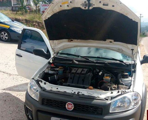 Motorista é detido com  carro clonado na BR-101