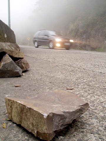 Motoristas divergem sobre obra na  Serra do Rio do Rastro