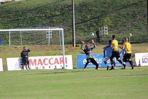 Peixe empata com o Tigre em jogo-treino