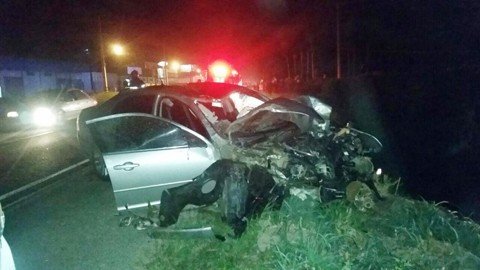Três jovens morrem em acidente