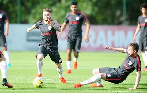 duelo-de-desesperados-america-mg-recebe-inter-hoje-1 Com treino na Cidade do Galo, ontem, Colorado encerra preparação para jogo. - Foto: Ricardo Duarte/Inter/Divulgação/Notisul.