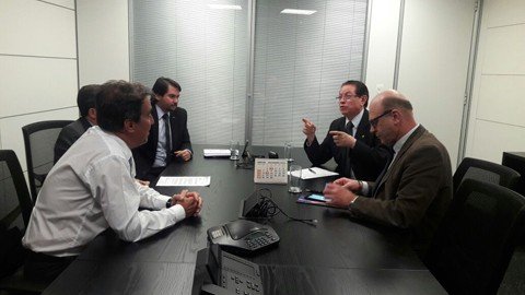 Parlamentares catarinenses participaram de encontro com o presidente da Caixa em Brasília   -  Foto:Assessoria Edinho Bez/Divulgação/Notisul