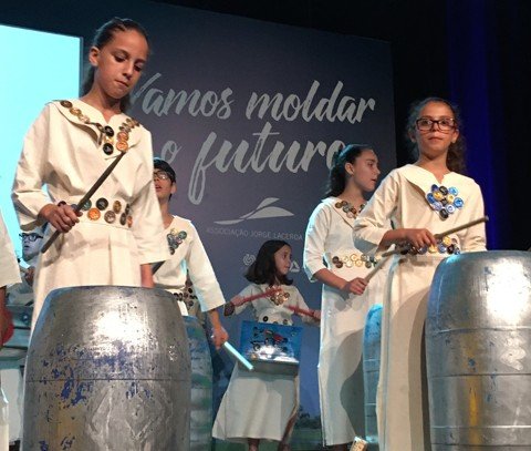 encantos-do-sul-e-o-novo-nome-do-parque-ambiental-em-capivari-1 Orquestra de Lata se apresentou no Parque Ambiental durante cerimônia - Foto:Duda Hamilton/Divulgação/Notisul