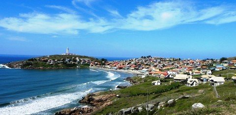 futuro-prefeito-e-ex-secretario-sao-denunciados-1 O Farol de Santa Marta tem sido alvo de esquemas criminosos de liberação de construção não autorizada pela justiça, porém agentes políticos liberam a área para a construção - Foto:SOS Farol de Santa Marta/Divulgação/Notisul