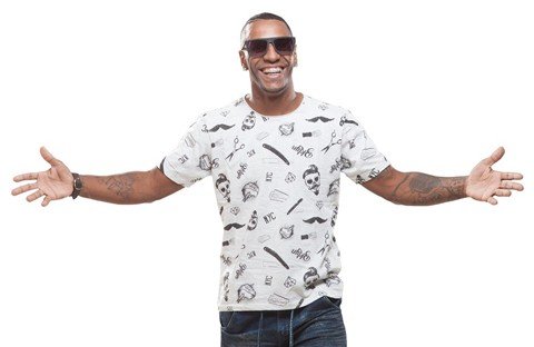 deco-lanca-clipe-do-primeiro-single-1 Foto:Divulgação/Notisul