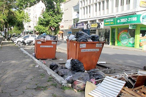 taxa-tera-aumento-de-150-em-2017-1 Como nem todo contribuinte paga o IPTU, o dinheiro precisa sair de algum lugar. - Foto: Jailson Vieira/Notisul.