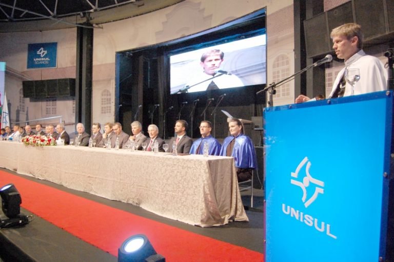 Novos dirigentes: Professor Mauri Luiz Heerdt é o novo reitor da Unisul