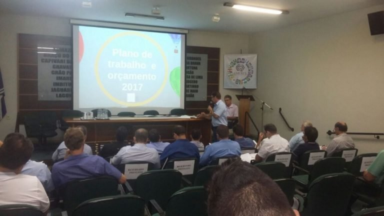 Eleição na Amurel, em Tubarão, ocorre neste momento