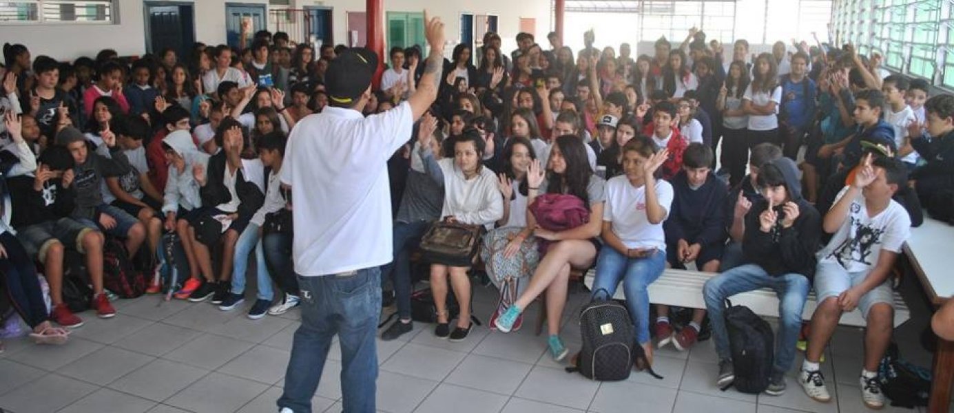 grupo-usa-arte-para-promover-inclusao-1