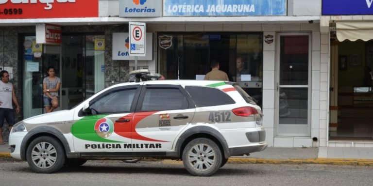 Nesta quinta-feira pela manhã (23): Bandidos armados invadem lotérica, em Jaguaruna
