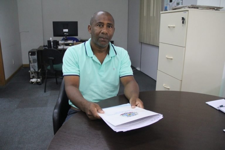 Projeto de cotas em concurso pode voltar à Câmara