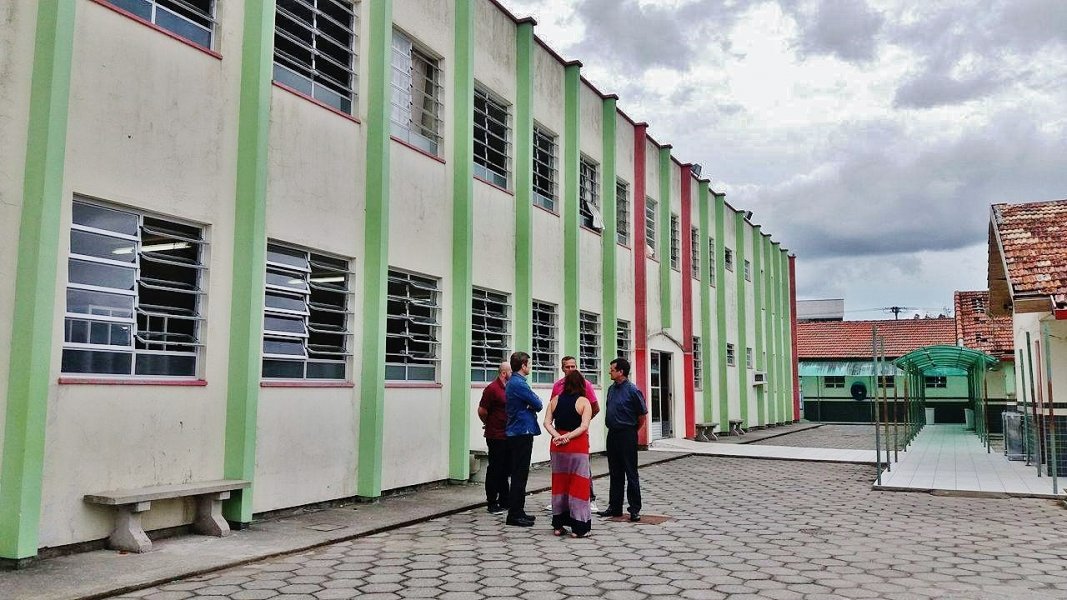 iniciam-as-reformas-nas-escolas-atingidas-por-vendaval-1