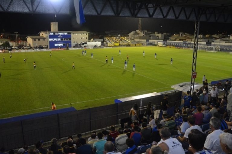 Melhores momentos de Tubarão 3 X 2 Criciúma