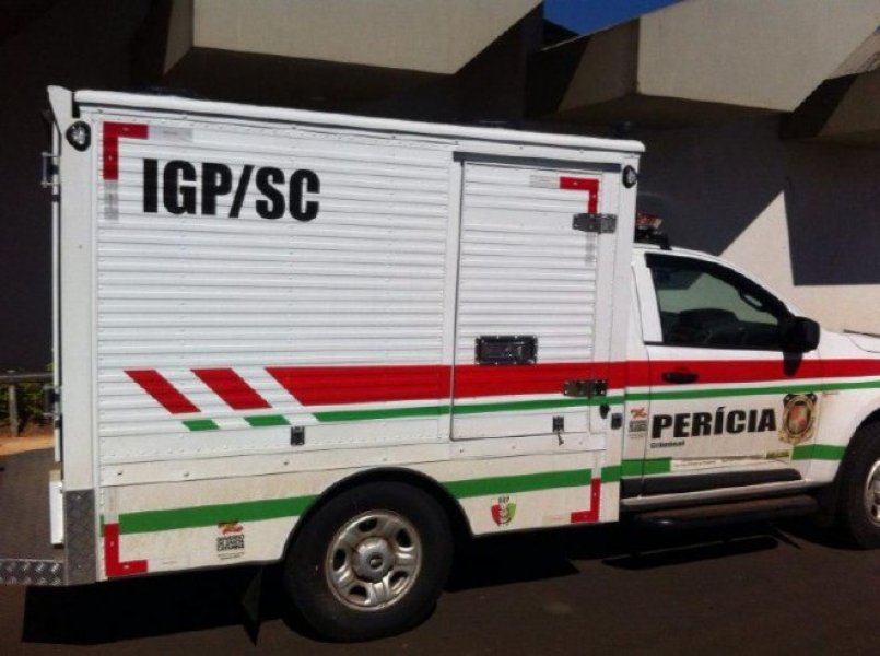 nesta-segunda-feira-corpo-e-encontrado-em-casa-de-maquinas-em-imbituba-1