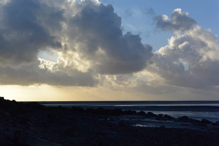 Chuva e queda de temperatura marcam a semana em Santa Catarina
